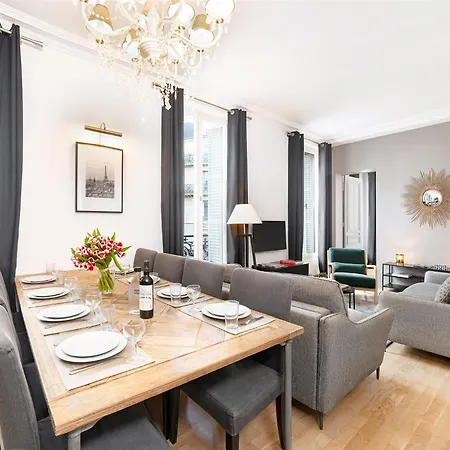 Livinparis - Luxury 3 Bedrooms Le Louvre I Paris
