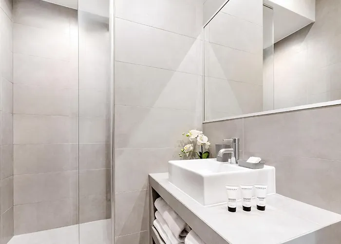 アパート Livinparis - Luxury 3 Bedrooms Le Louvre I *